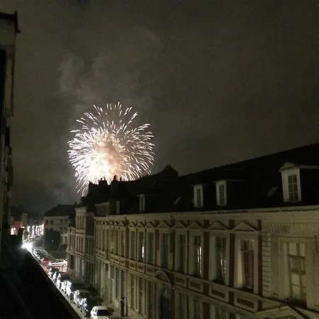 Pont Neuf Apartman *